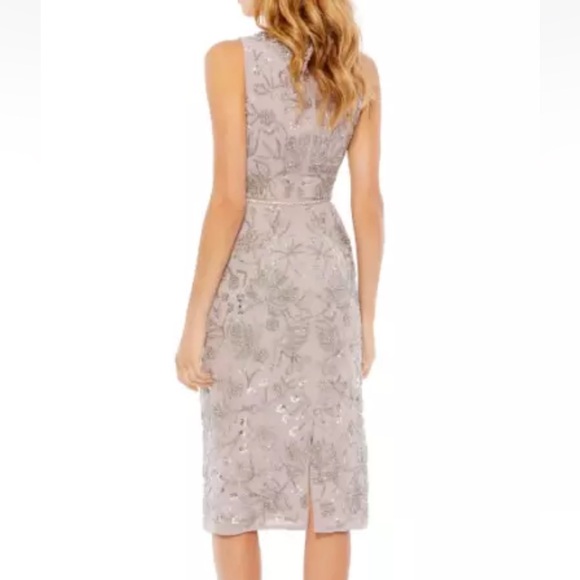 NEW with tag lavender sleeveless beaded gown US size 10 - Picture 7 of 16